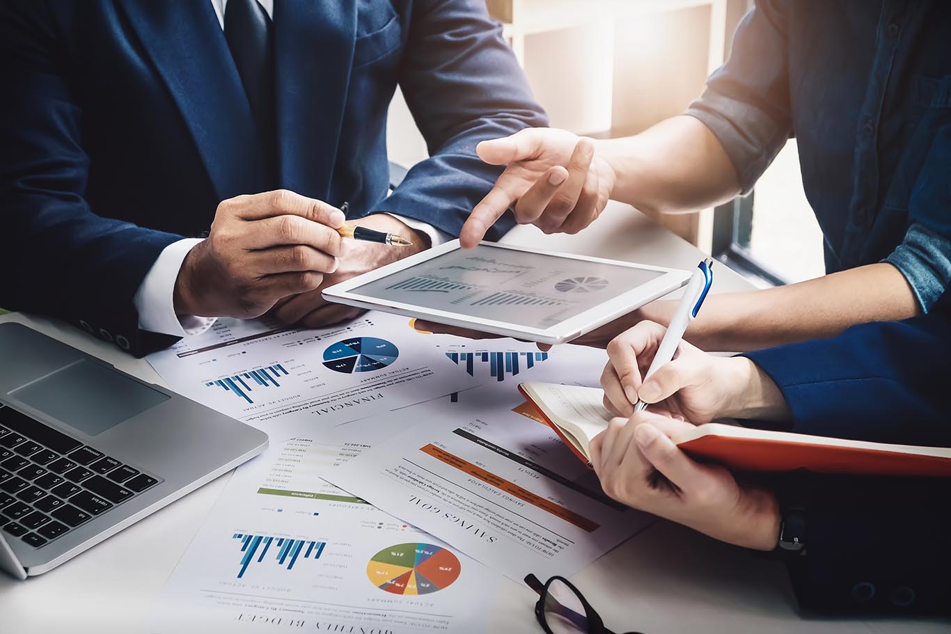 Business Finance, accounting, contract, advisor investment consu this is how you make a good first impression